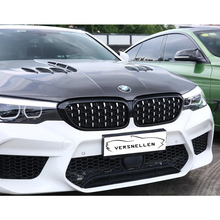 Load image into Gallery viewer, BMW 5-Series Diamond Kidney Grilles (2017+) | G30 - euroluxuryparts
